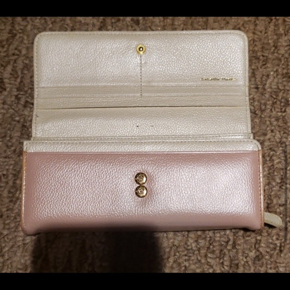 Samantha Thavasa wallet Authentic - Picture 3 of 6